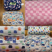 Load image into Gallery viewer, Navy plaid napmat