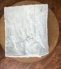 Load image into Gallery viewer, Classic collection