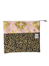 Load image into Gallery viewer, Leopard + pink metallic &amp; gold
